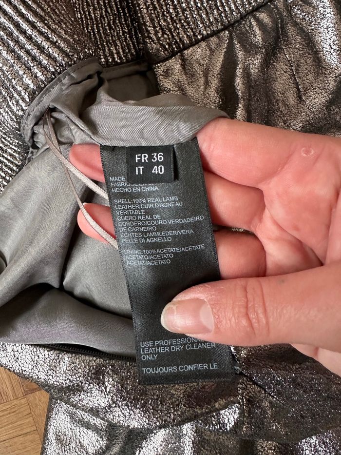 Jupe en cuir argenté Karl Lagerfeld taille 36 - photo numéro 8