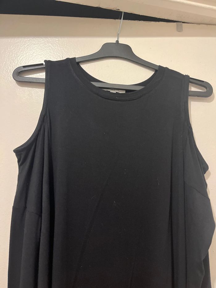 Superbe robe noire M/L épaules dénudées - photo numéro 2