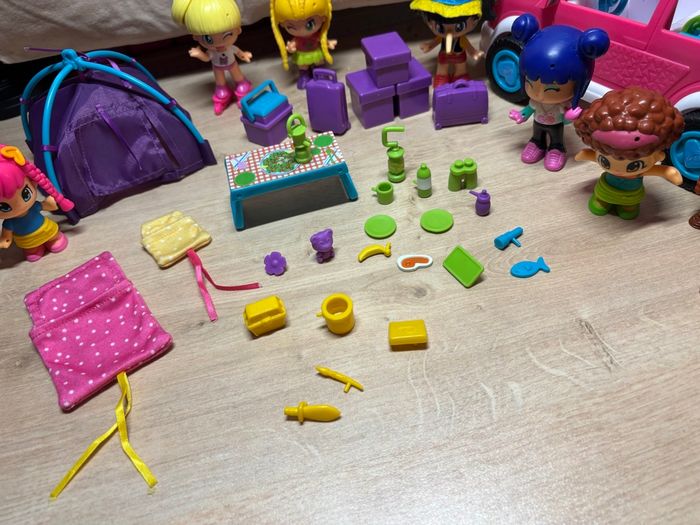 Gros lot Pinypon 8 figurines + coffret camping Van, tante + accessoires fournis avec la boîte - photo numéro 4