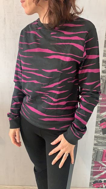 Neuf Sweat zébré