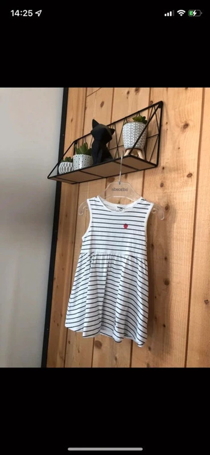 robe 9 mois parfait état - photo numéro 3