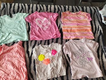 Lot de teeshirt  bébé fille