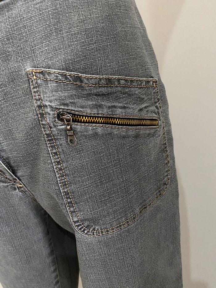 Jeans gris court affinités Armand Thiery - photo numéro 4