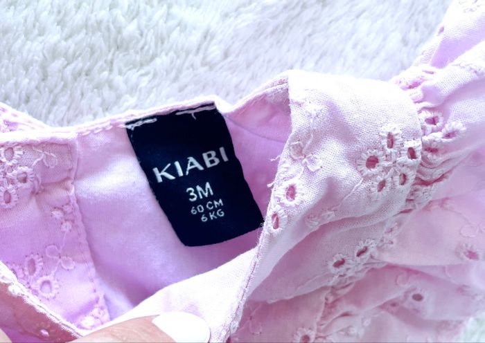 robe neuve rose « Kiabi » taille 3 mois - photo numéro 2
