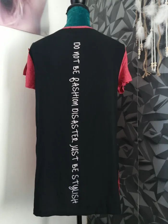 Tee-shirt long bi matière rouge et noir à message / kiabi / ( 16ans. S) - photo numéro 2