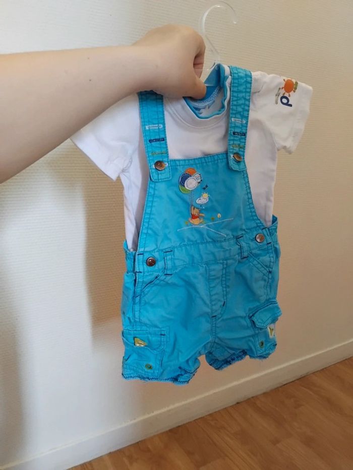 Ensemble salopette + techerts Disney 6mois