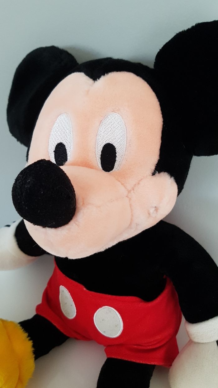 Peluche Mickey Disney - photo numéro 2