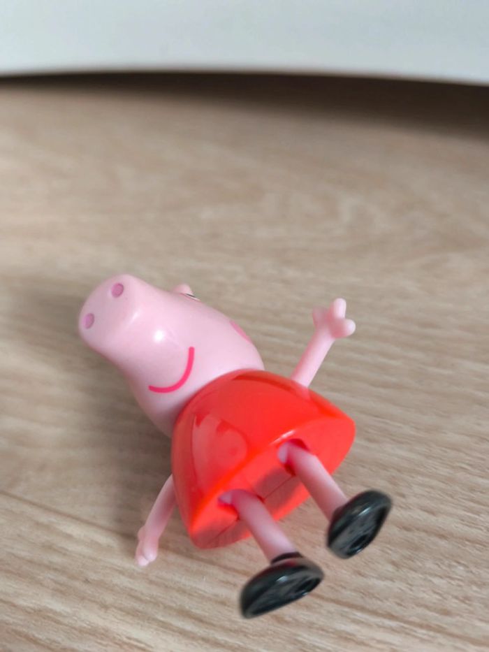 Figurine Peppa pig - photo numéro 6
