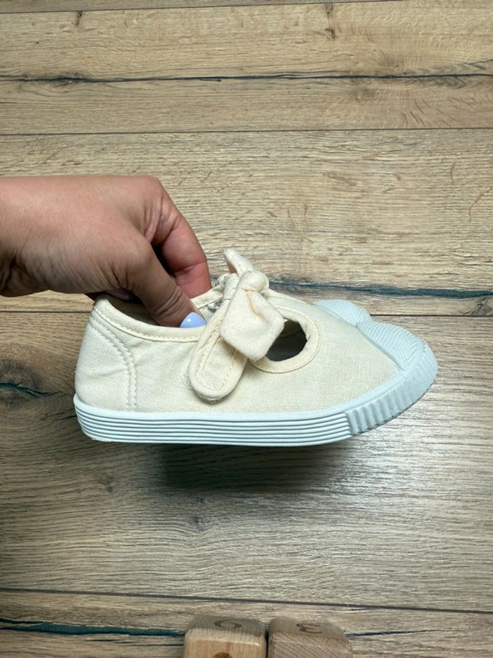 Paire de ballerines en tissu crème TEX 25 fille - photo numéro 4