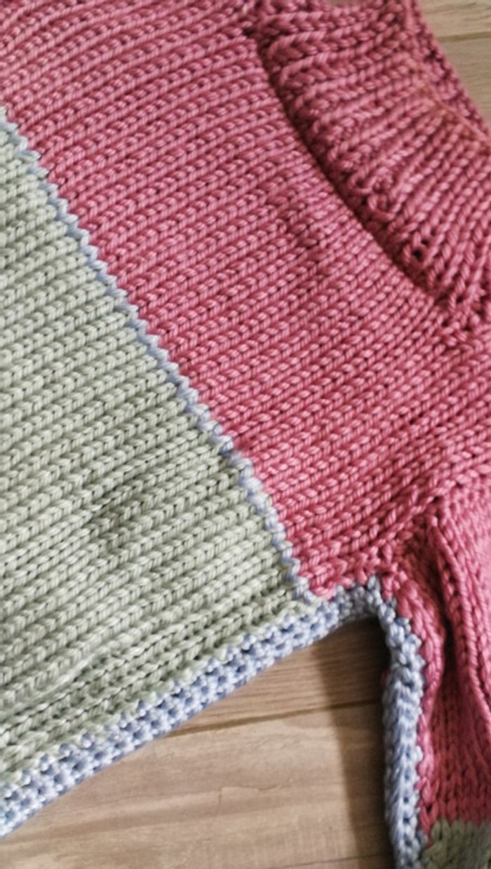 Pull tricolore en acrylique et laine - photo numéro 4