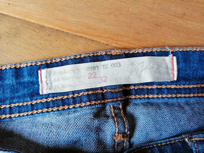 Jean 👖 Jennifer - photo numéro 3