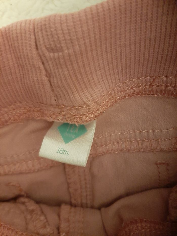 Pantalon en velours 18 mois - photo numéro 2