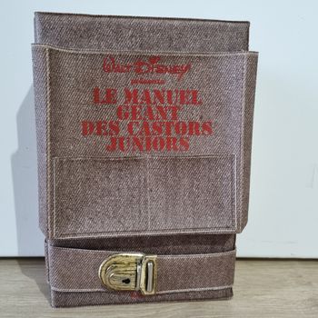Le Manuel géant des castors juniors Disney 