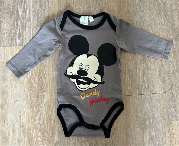 Body Mickey manches longues taille 3 mois