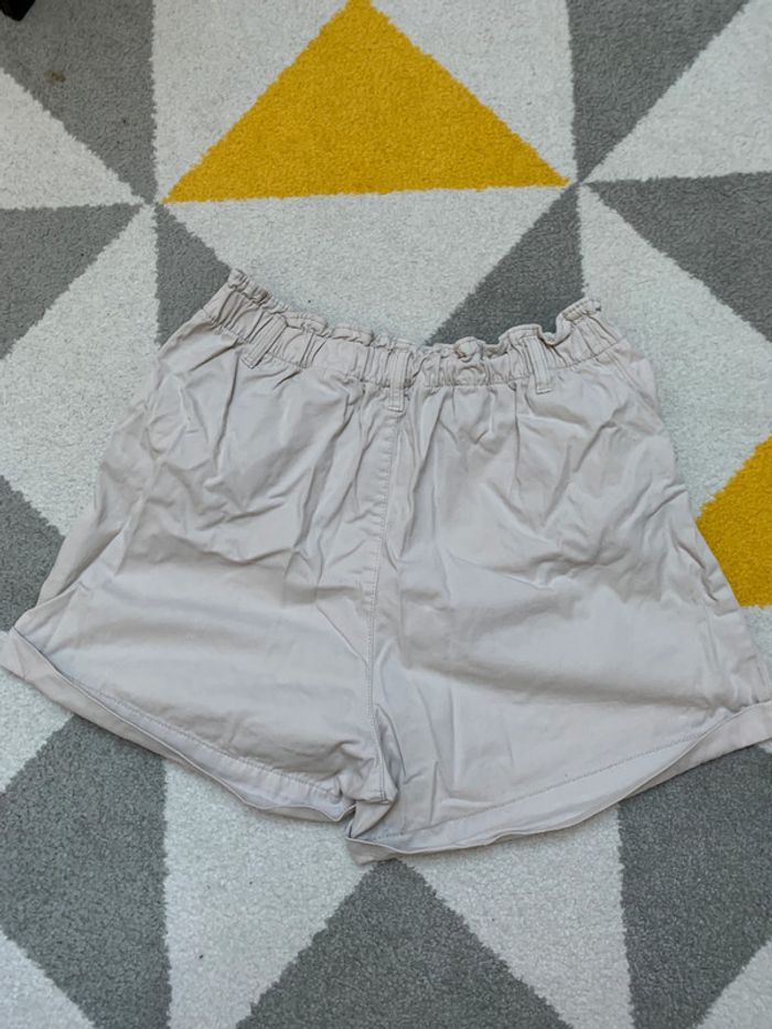 Short taille haute H&M Taille 40 - photo numéro 2