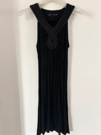 Robe noire fluide taille 36 Mim