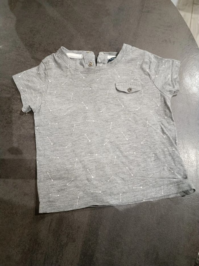 T shirt gris 12 mois
