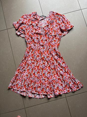Robe cache cœur à fleurs Zara XS