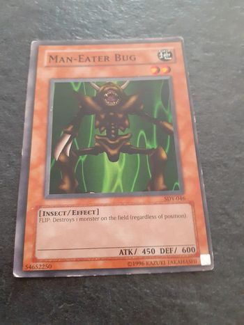 Carte Yu-Gi-Oh ! Man-Eater Bug SDY-046
