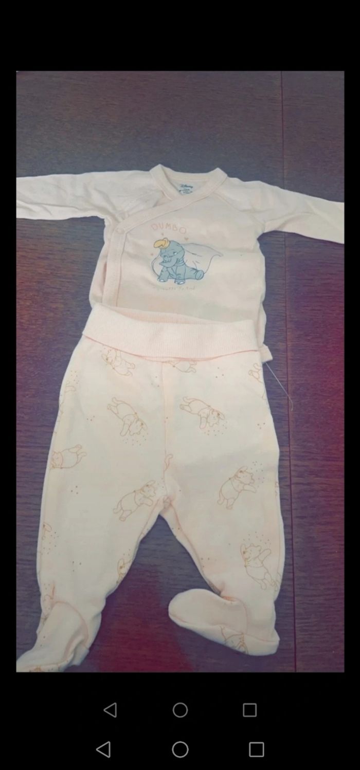 Pijama bébé fille.