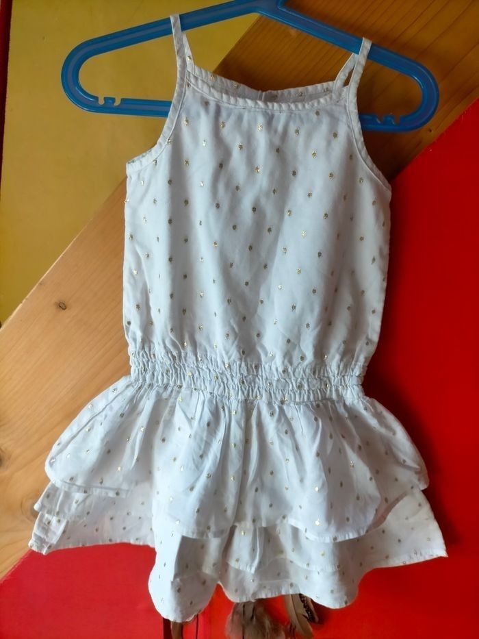 Très belle robe Catimini 4 ans