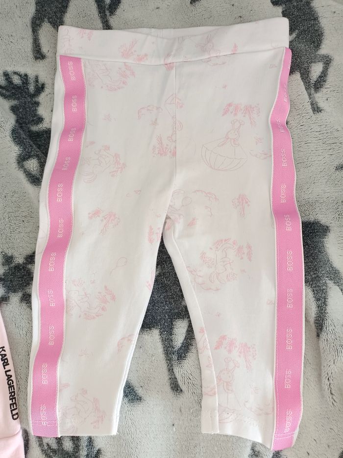 2 leggings bébé Karl Lagerfeld taille 9 mois et Hugo Boss taille mois. - photo numéro 3