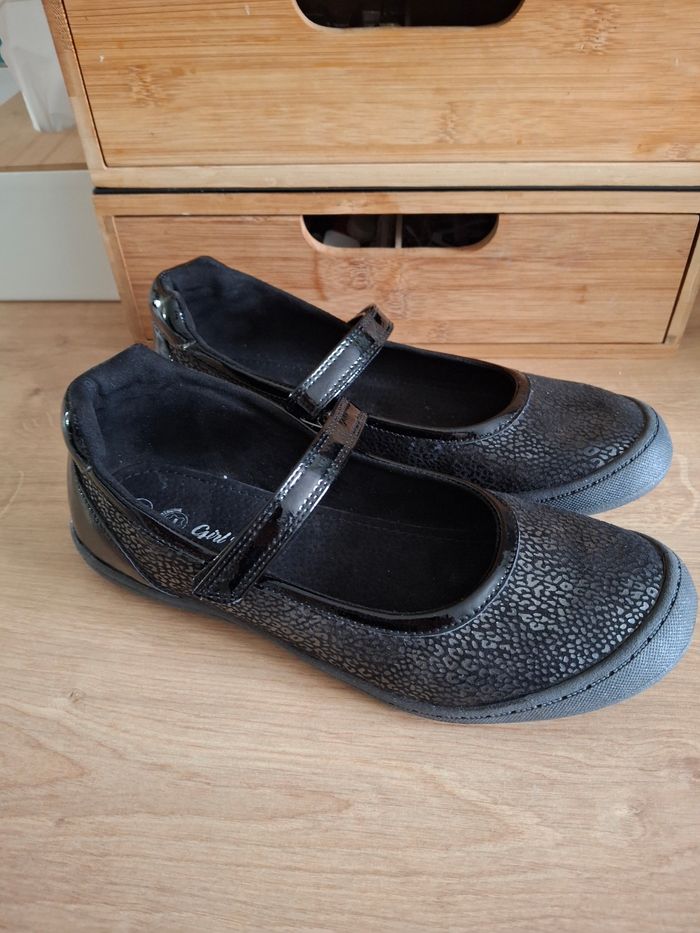 Chaussures ballerines 35 - photo numéro 7