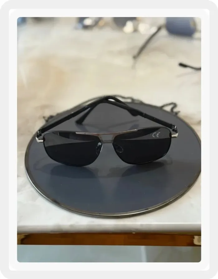 Lunette de soleil aviateur noire - photo numéro 3