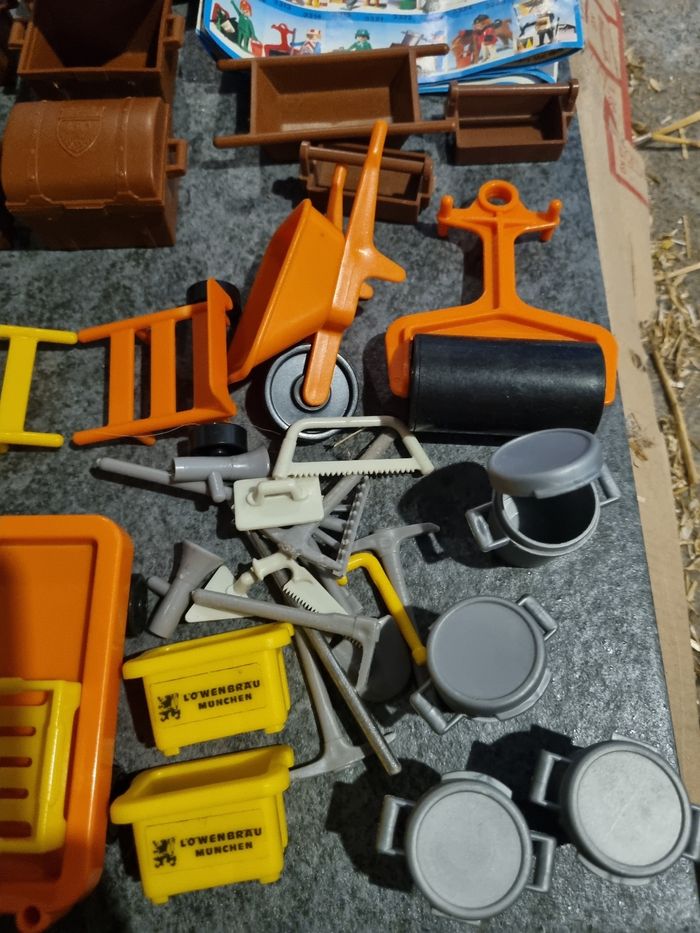 Lot accessoires Playmobil - photo numéro 3