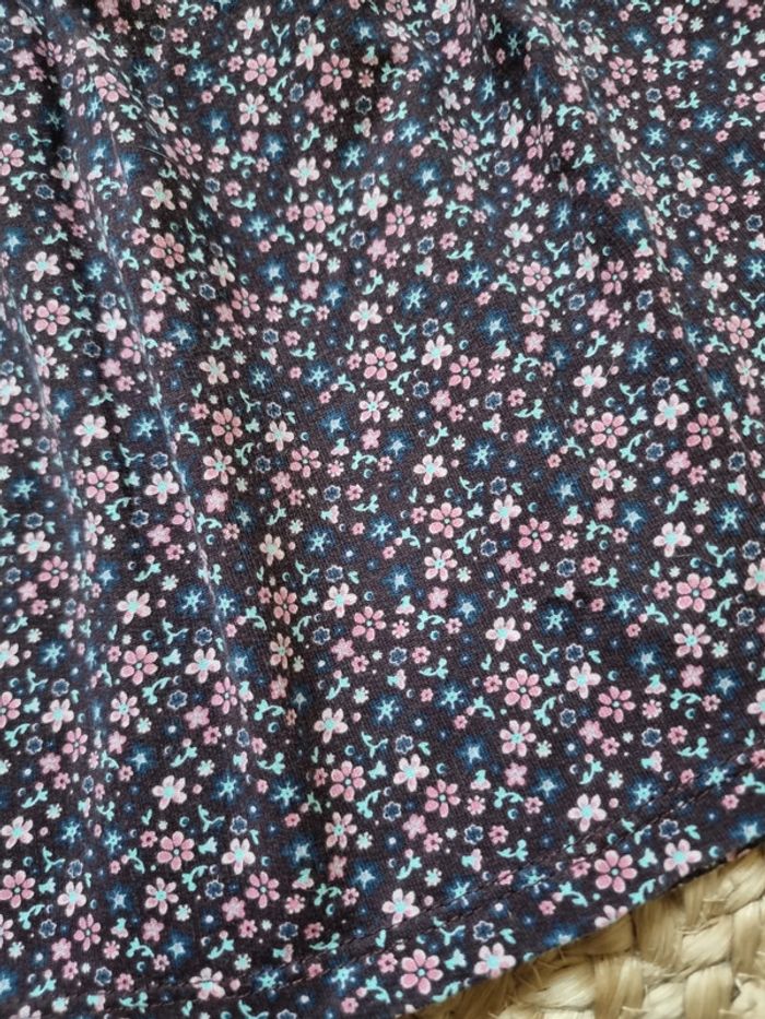 Jupe fleurie la halle 6 ans - photo numéro 4