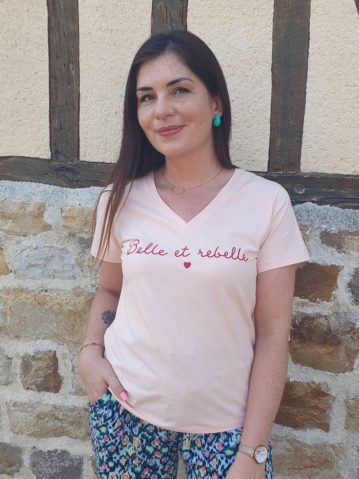 T-shirt Belle et rebelle rose saumon Taille L - photo numéro 4