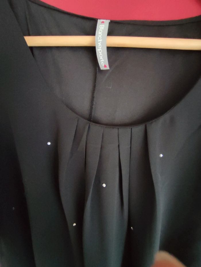 Robe noire - photo numéro 3