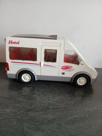 Navette hôtel Playmobil