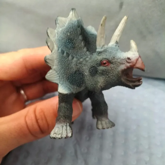 Figurine dinosaure 2008 - photo numéro 2