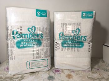 Couches Pampers taille 2