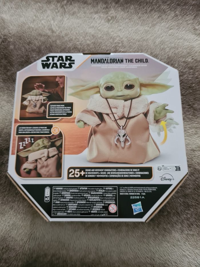Baby yoda, the mandalorian, figurine animatronique - photo numéro 3