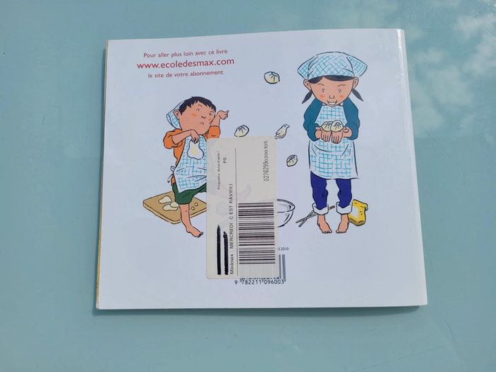 Livre l'école des loisirs, couverture souple, Mercredi, c'est raviolis! 🥟 44 - photo numéro 8