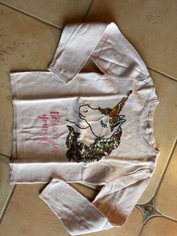 Pull manches longues fille sequin col rond fin, licorne Believe, In Yourself, H&M, 10, 12 ans