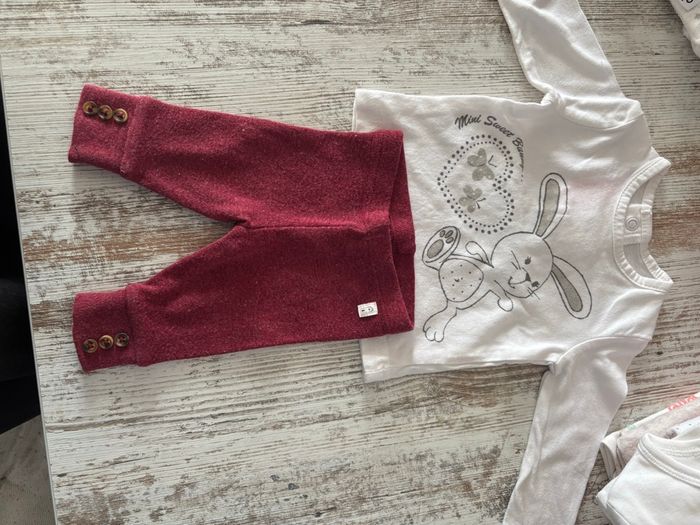 Lot vêtements bébé fille - photo numéro 2