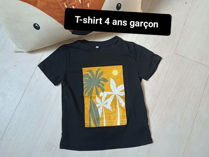 T-shirt 4 ans manches courtes