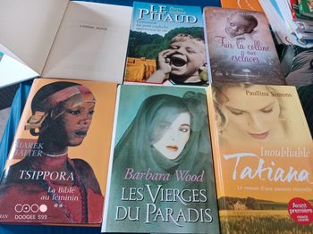 Lot de 6 livres abîmés