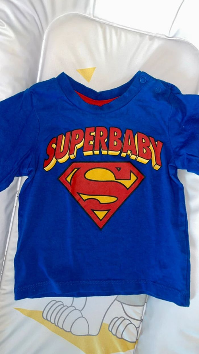 Lot 2 tee shirt bleu superman 6mois H&M / tape a l’œil - photo numéro 5