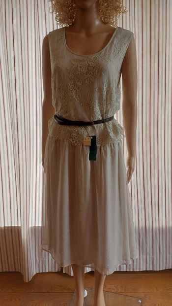 Ceinture en cuir serpent neuve marron 75cm