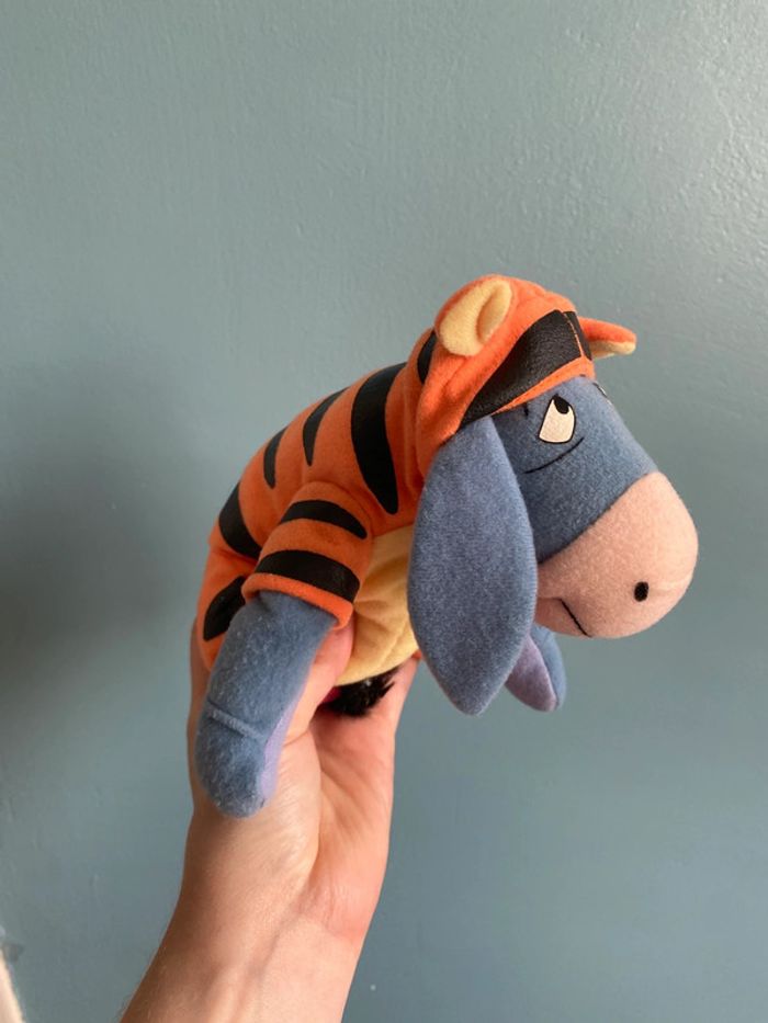 Peluche bouriquet Disney déguisée en tigrou - photo numéro 2