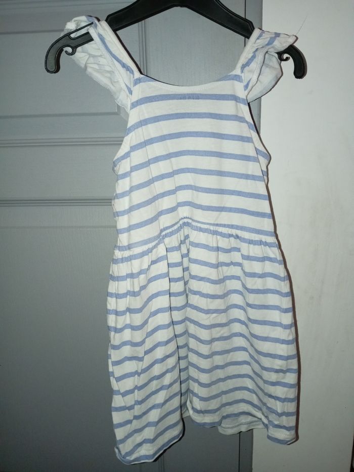 Robe a bretelle - photo numéro 3