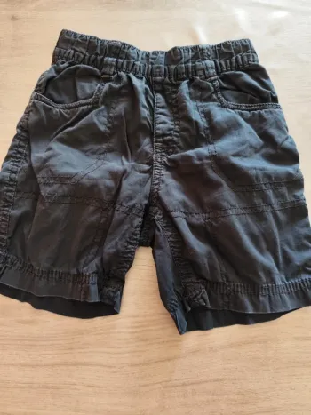 Short pantacourt