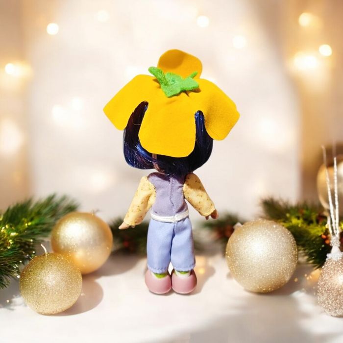 Poupée de collection Amandine Charlotte aux fraises - photo numéro 2