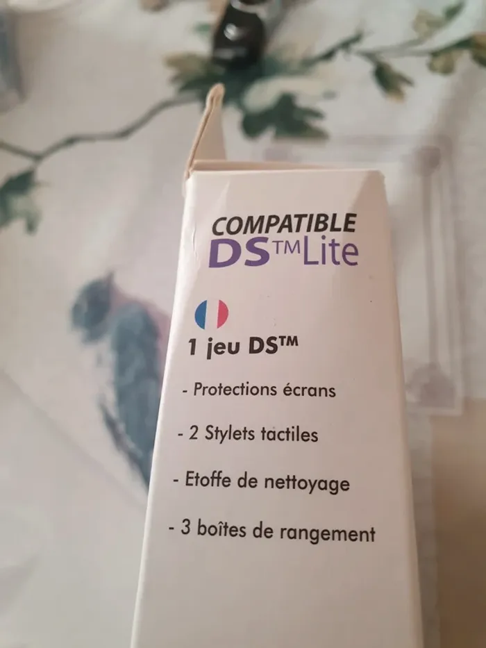 Boite jeu + accessoires console Ds/ lite - photo numéro 2
