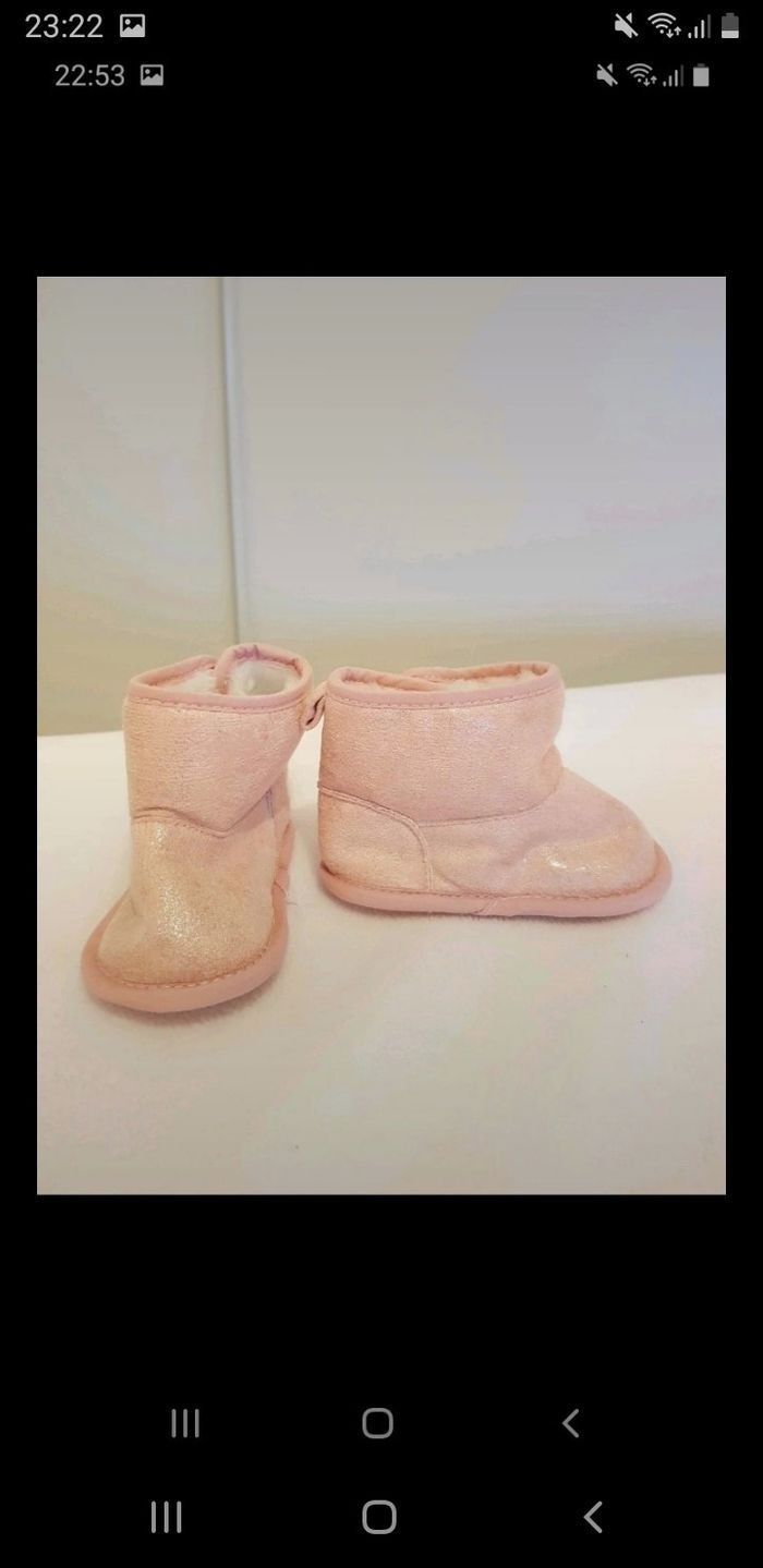 Paire de bottes rose bébé filles 6/12 mois