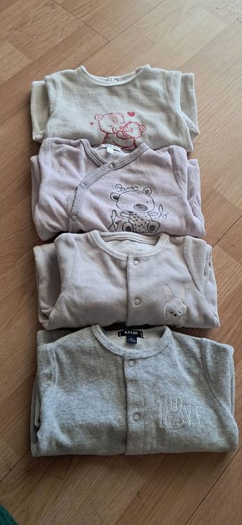 Lot de 4 pyjamas 3 mois